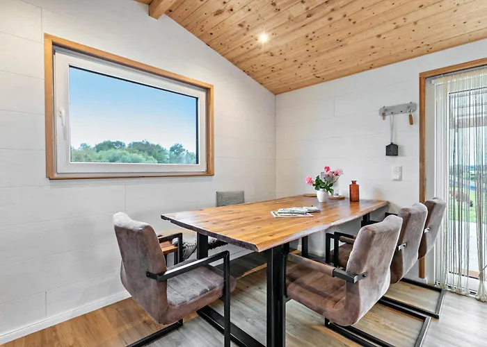 Naturpur Tinyhouse * Osterrade